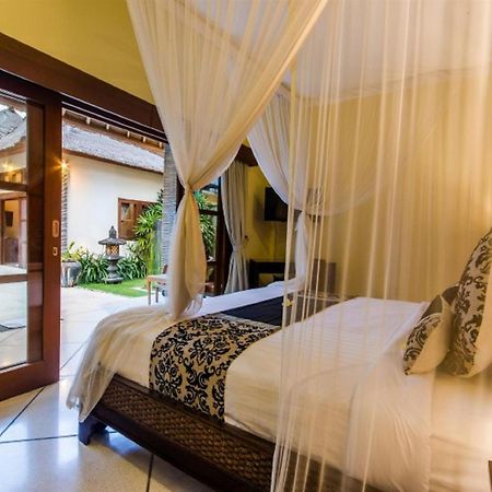 Luxury Villa Antan Central Seminyak エクステリア 写真