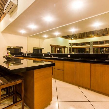 Luxury Villa Antan Central Seminyak エクステリア 写真