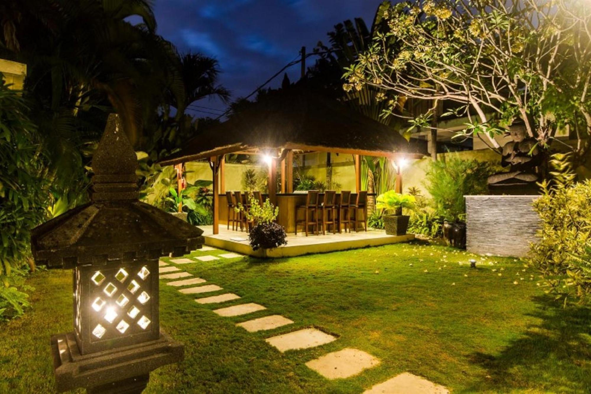 Luxury Villa Antan Central Seminyak エクステリア 写真