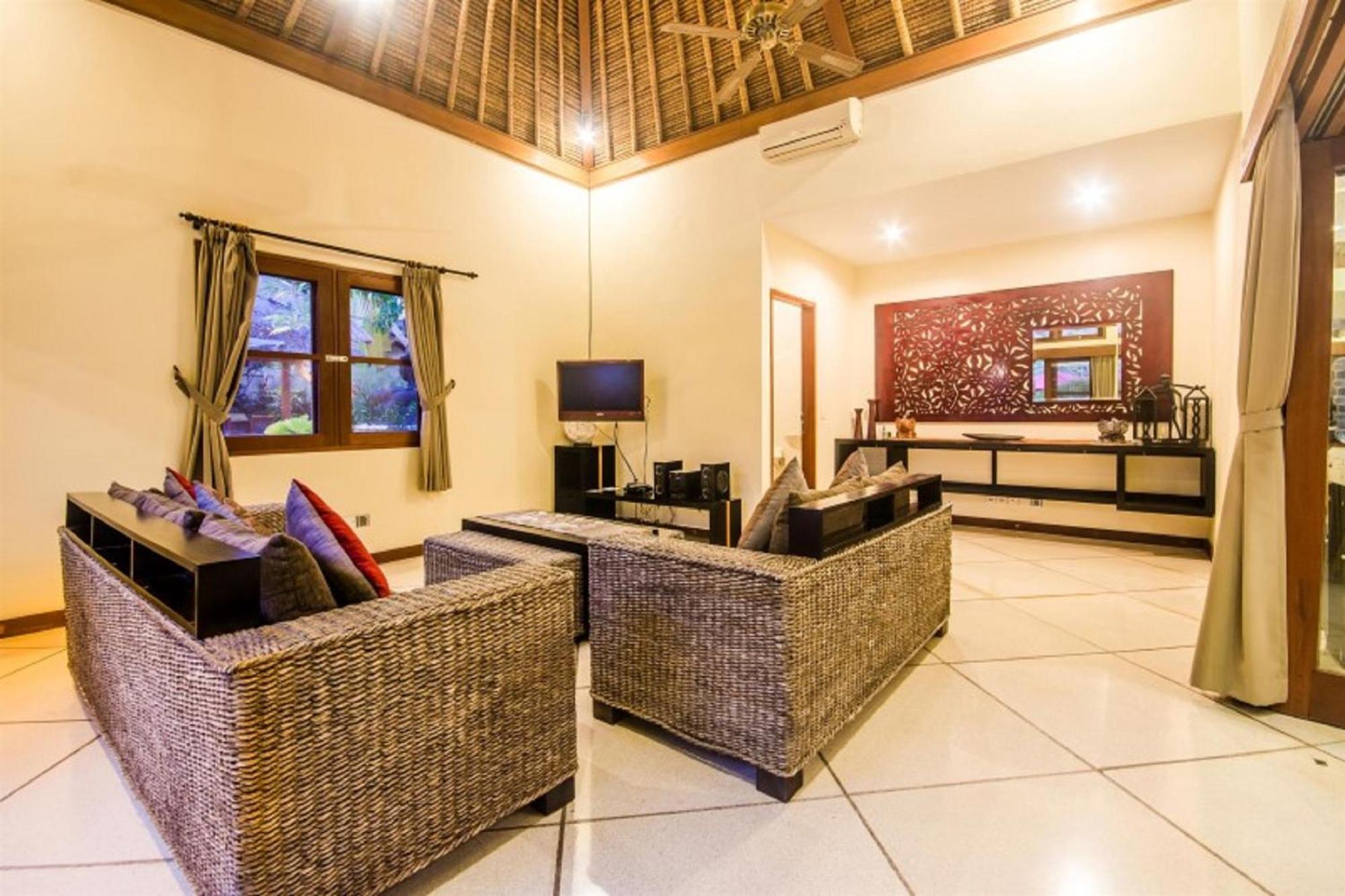 Luxury Villa Antan Central Seminyak エクステリア 写真