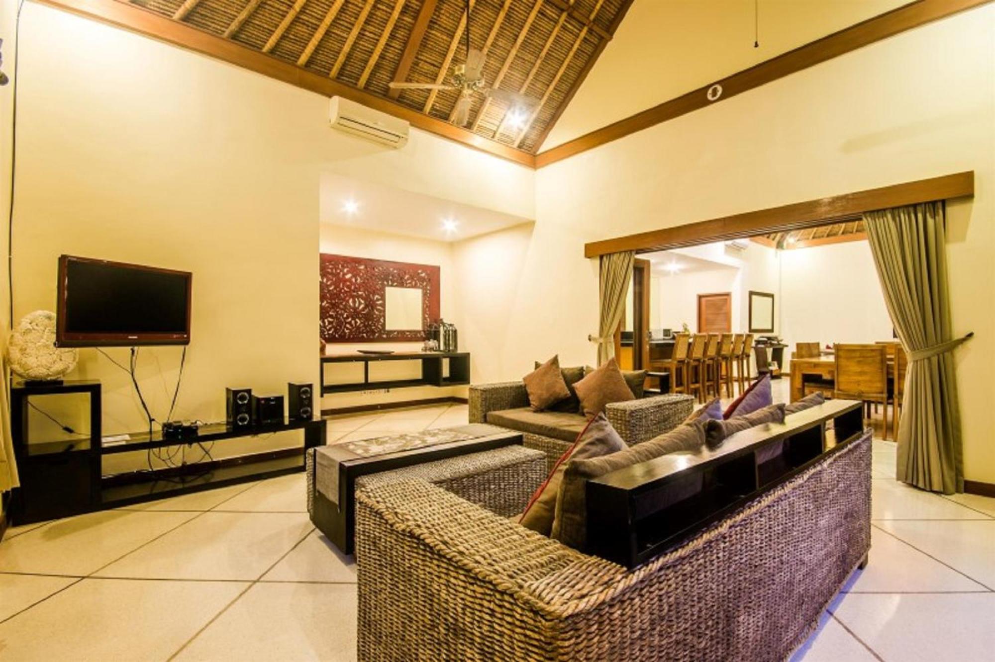 Luxury Villa Antan Central Seminyak エクステリア 写真
