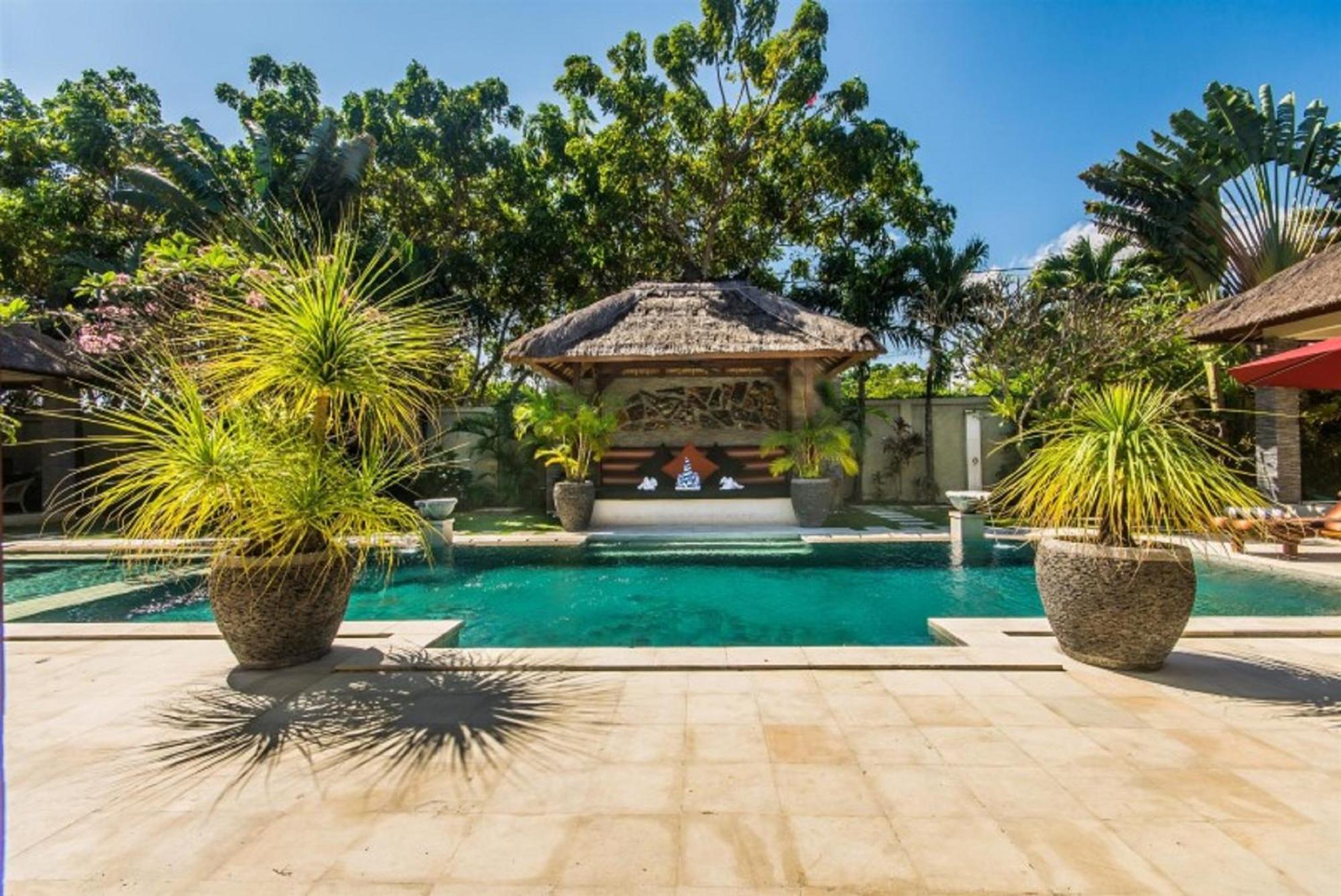 Luxury Villa Antan Central Seminyak エクステリア 写真