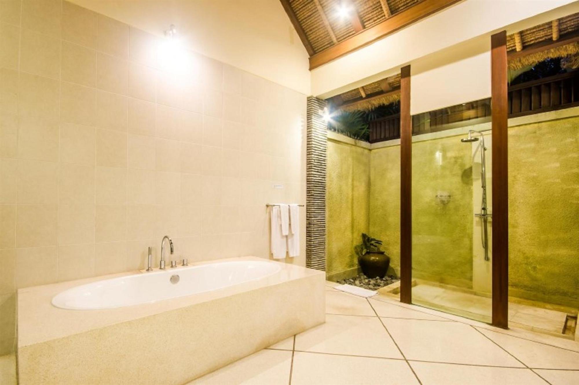 Luxury Villa Antan Central Seminyak エクステリア 写真