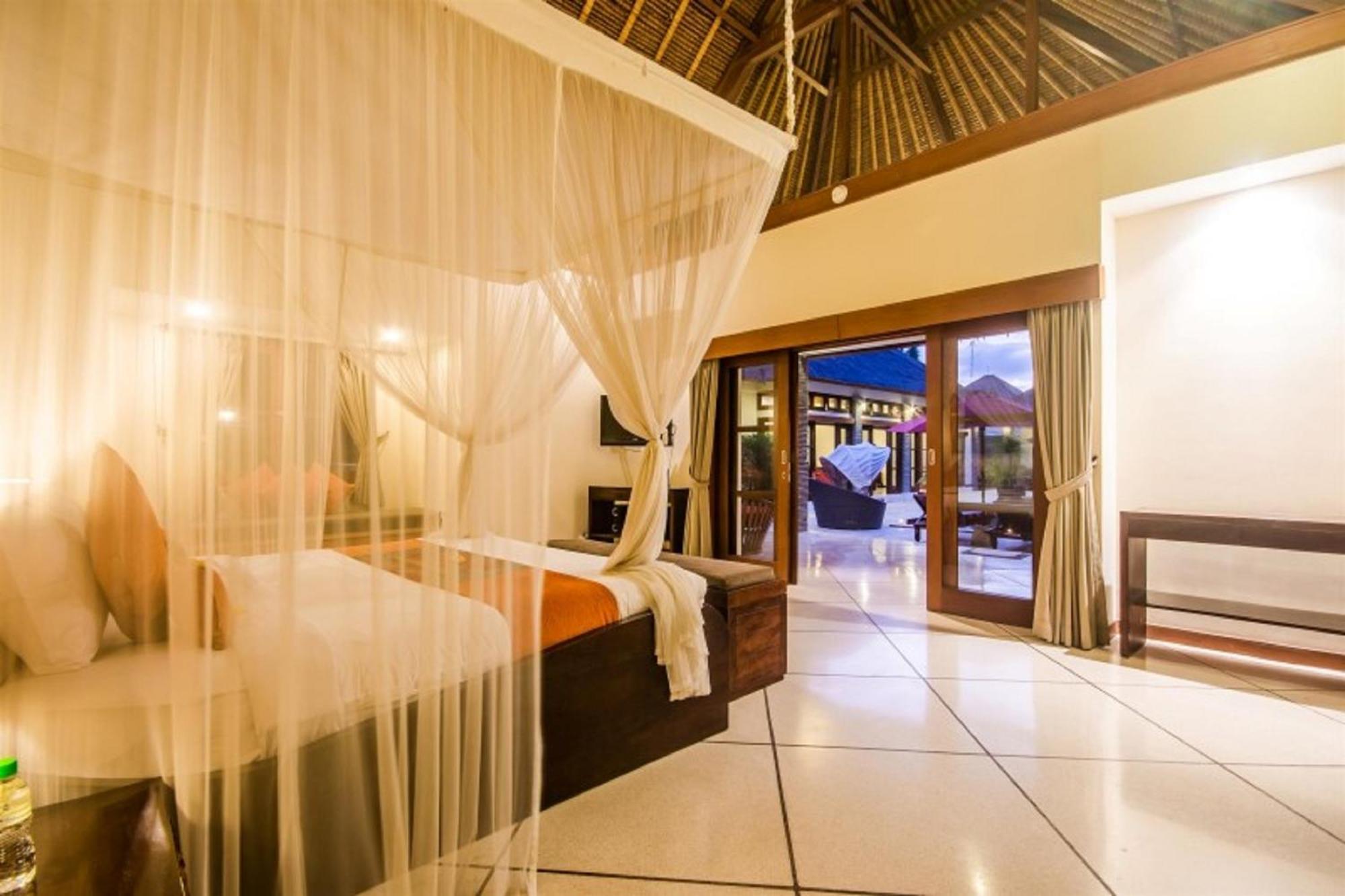 Luxury Villa Antan Central Seminyak エクステリア 写真